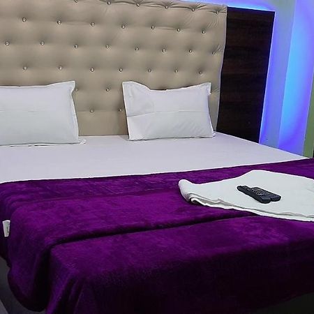 Hotel Radhe Krishna Adilabad Exterior photo